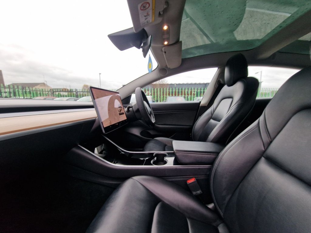 Used Tesla Model 3 2019 for sale - 76744419: Photo 41