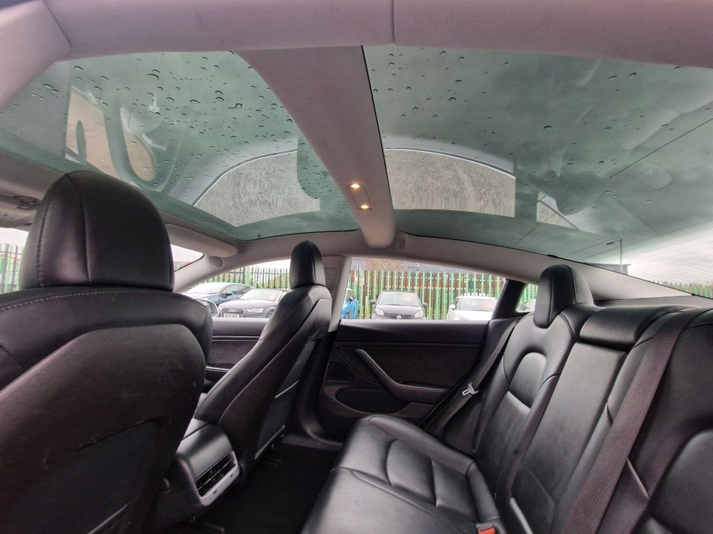 Used Tesla Model 3 2019 for sale - 76744419: Photo 43