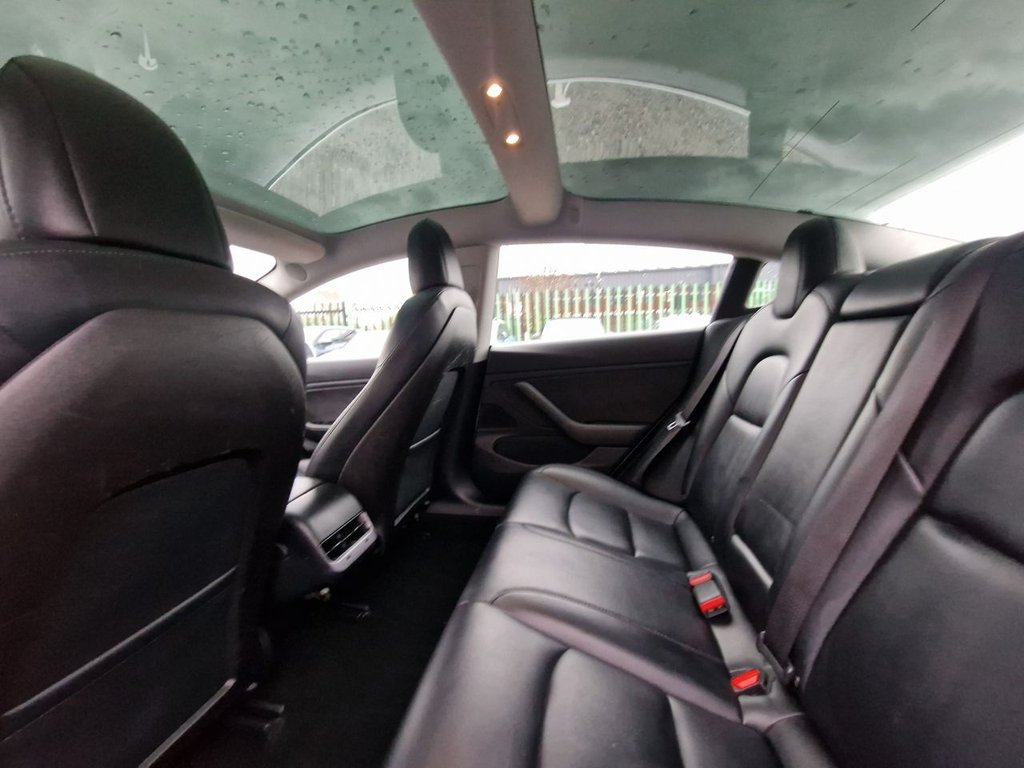 Used Tesla Model 3 2019 for sale - 76744419: Photo 45