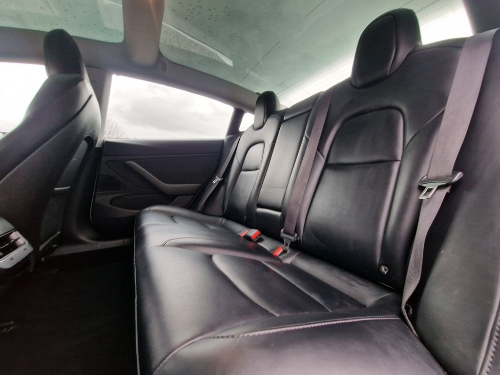 Used Tesla Model 3 2019 for sale - 76744419: Photo 46