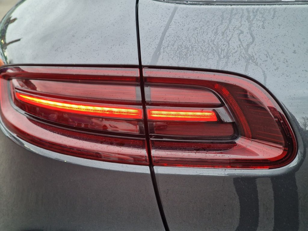 Used Porsche Macan 2018 for sale - 77236492: Photo 23