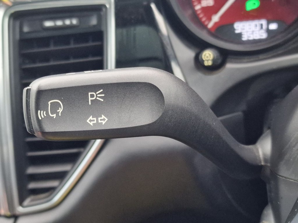 Used Porsche Macan 2018 for sale - 77236492: Photo 33