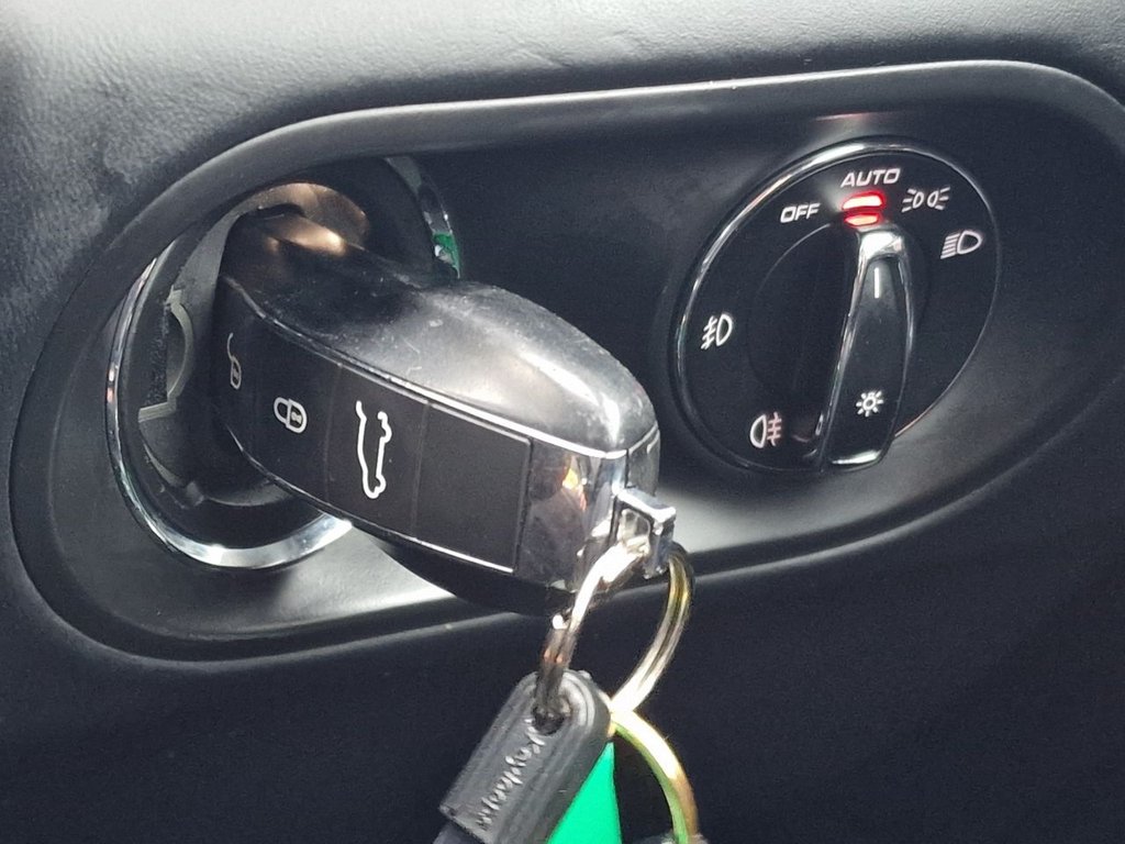 Used Porsche Macan 2018 for sale - 77236492: Photo 35