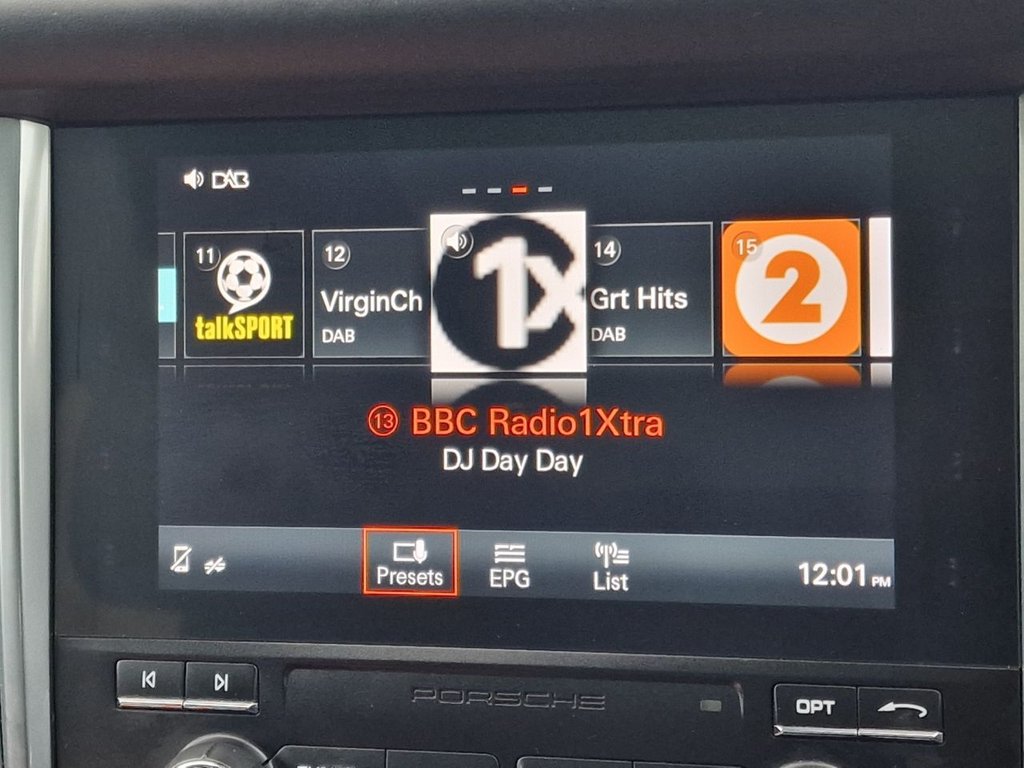 Used Porsche Macan 2018 for sale - 77236492: Photo 38