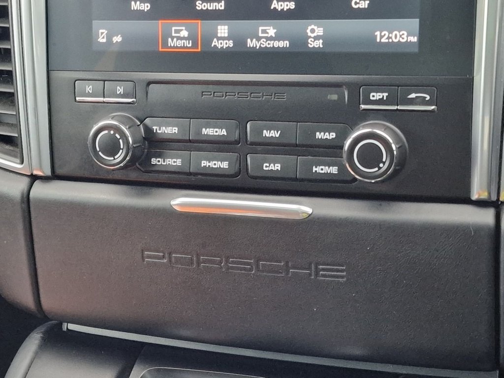 Used Porsche Macan 2018 for sale - 77236492: Photo 46