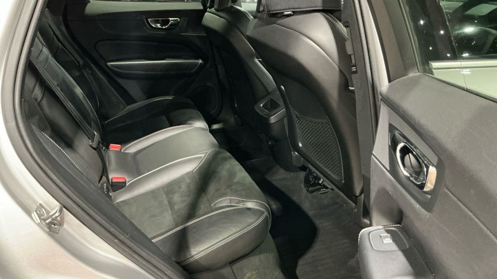 Used Volvo XC60 2018 for sale - 77263294: Photo 15