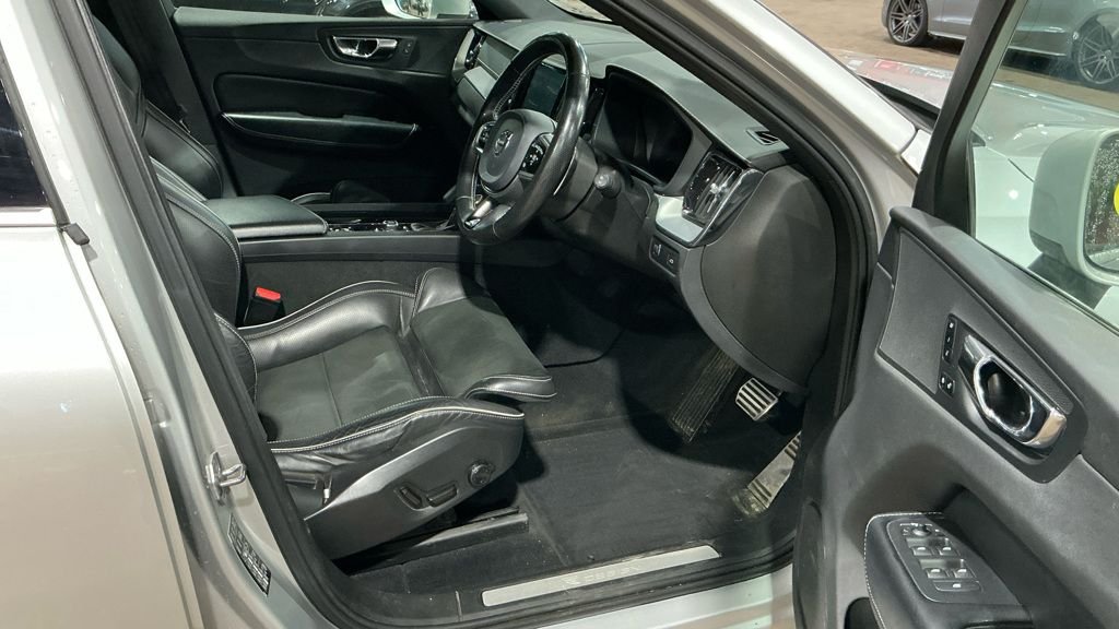 Used Volvo XC60 2018 for sale - 77263294: Photo 17