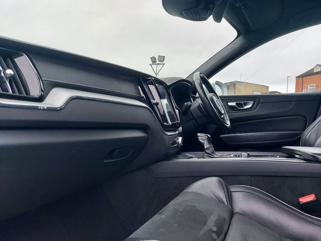 Used Volvo XC60 2018 for sale - 77263294: Photo 28