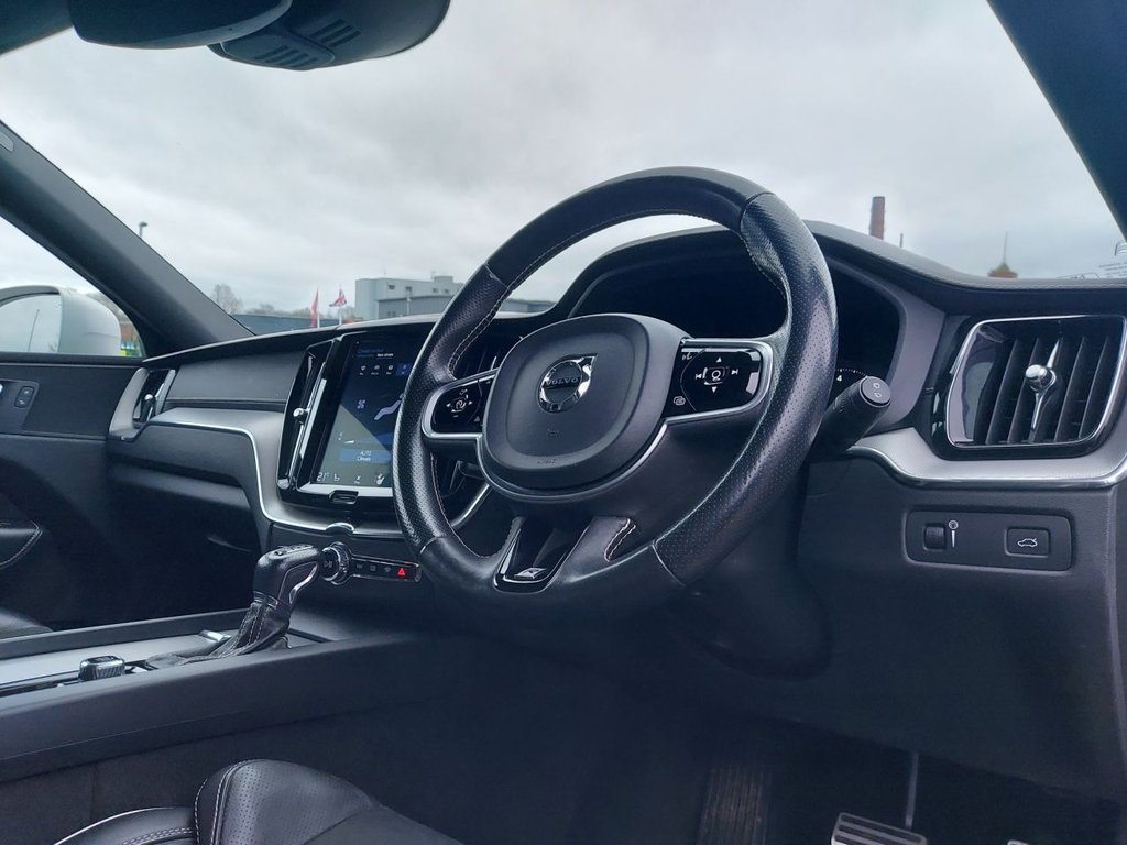 Used Volvo XC60 2018 for sale - 77263294: Photo 38