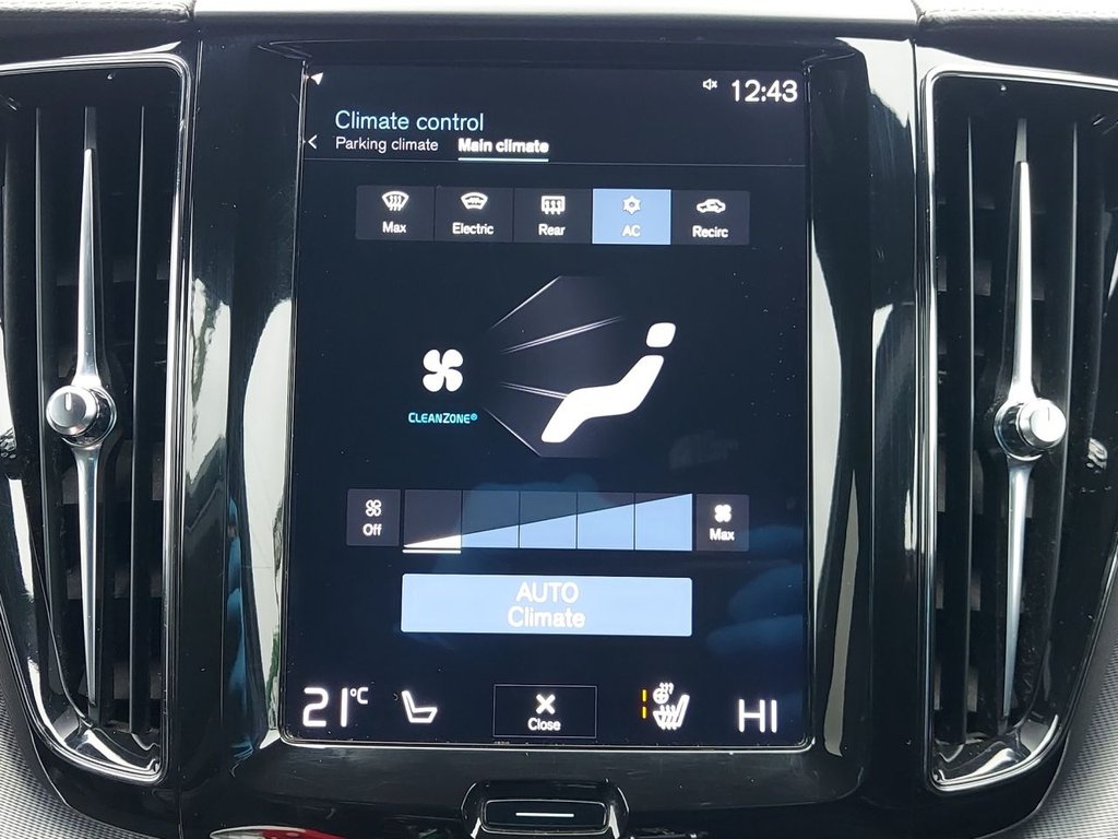 Used Volvo XC60 2018 for sale - 77263294: Photo 45