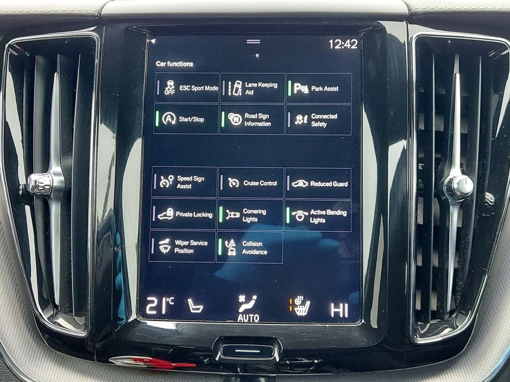 Used Volvo XC60 2018 for sale - 77263294: Photo 50