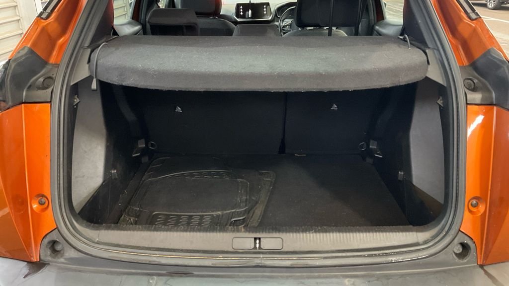 Used Peugeot 2008 2020 for sale - 77193481: Photo 9