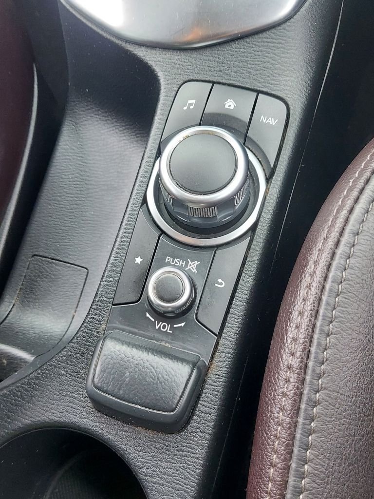 Used Mazda Mazda2 2019 for sale - 76739942: Photo 50