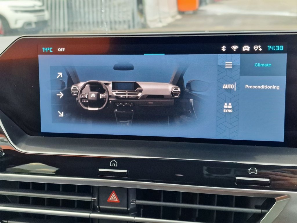 Used Citroen e-C4 2024 for sale - 76791965: Photo 35
