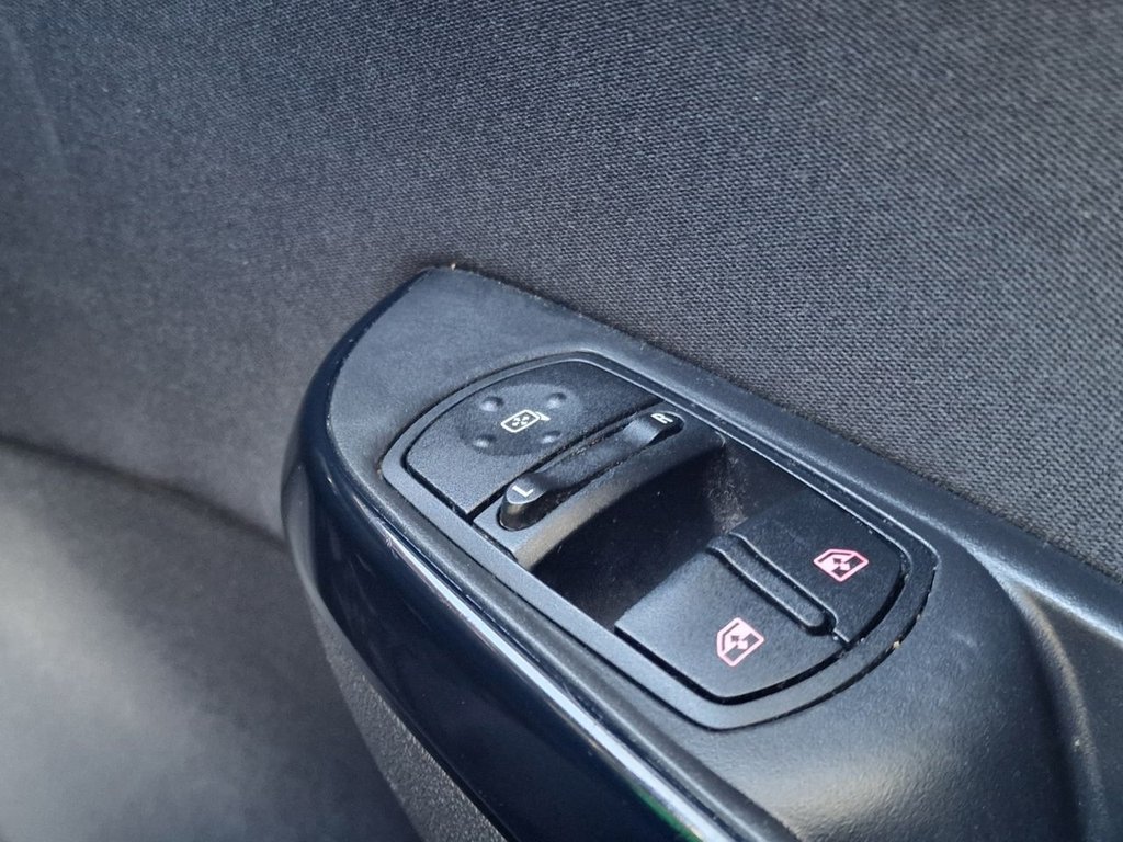 Used Vauxhall Corsa 2019 for sale - 76744413: Photo 40