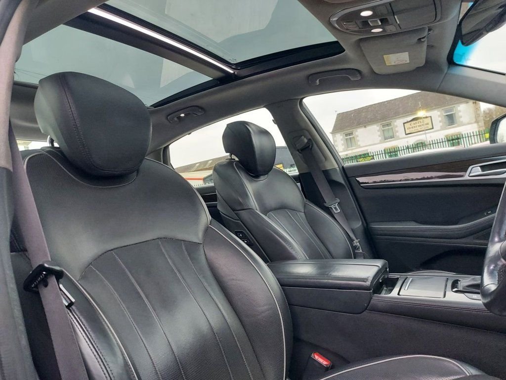 Used Hyundai Genesis 2016 for sale - 76820428: Photo 29