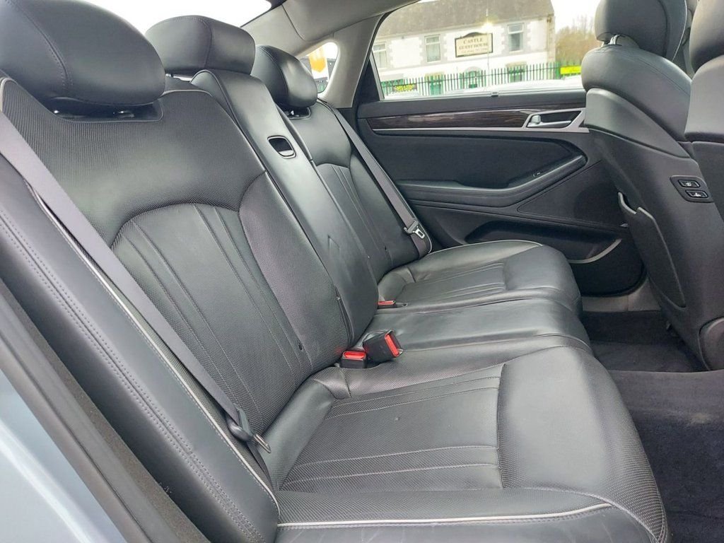 Used Hyundai Genesis 2016 for sale - 76820428: Photo 38