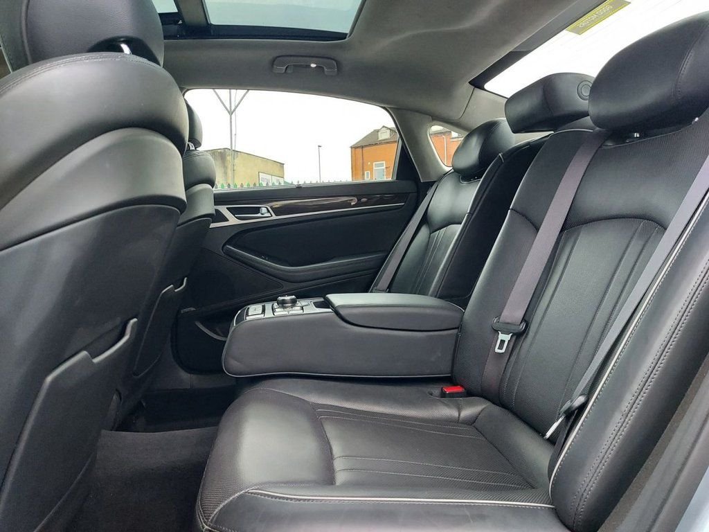 Used Hyundai Genesis 2016 for sale - 76820428: Photo 40