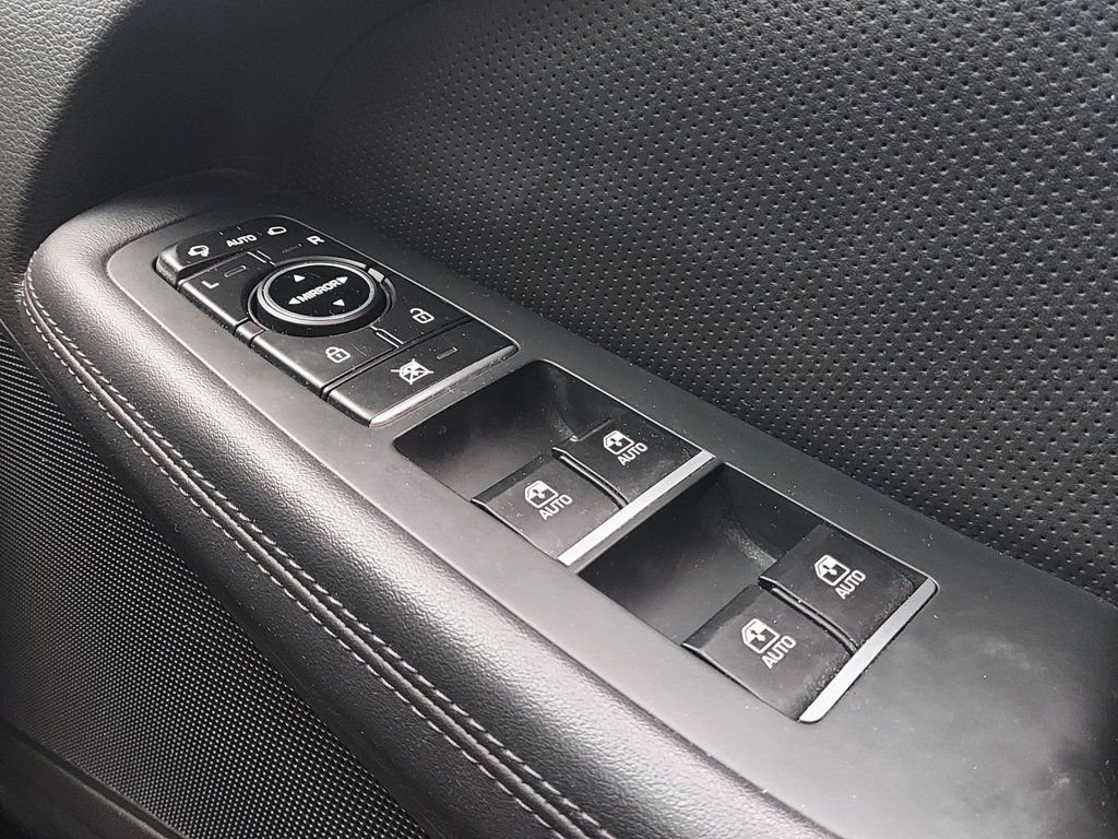 Used Hyundai Genesis 2016 for sale - 76820428: Photo 49