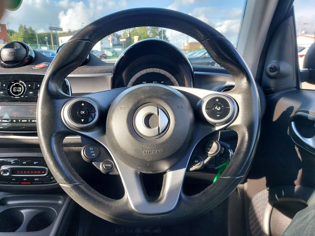 Used smart fortwo 2018 for sale - 76740025: Photo 30