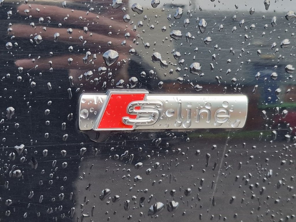 Used Audi A4 2016 for sale - 76744408: Photo 32