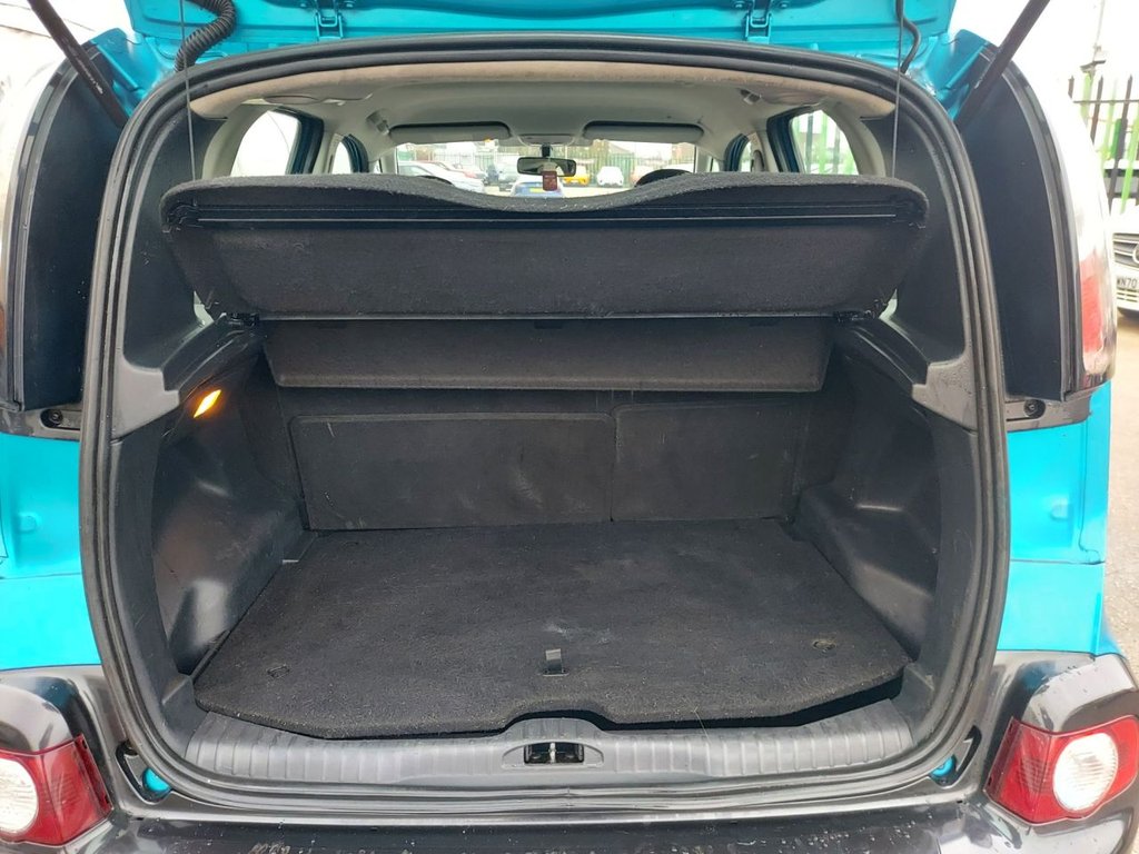 Used Citroen C3 Picasso 2011 for sale - 77250523: Photo 28