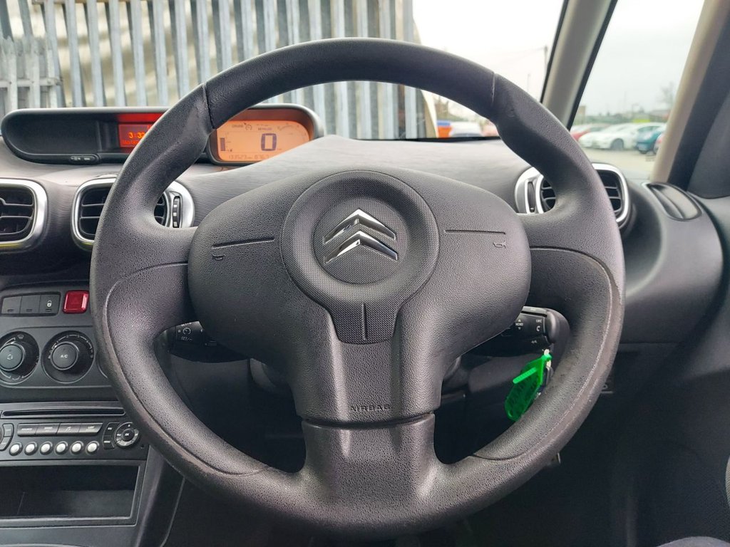 Used Citroen C3 Picasso 2011 for sale - 77250523: Photo 29