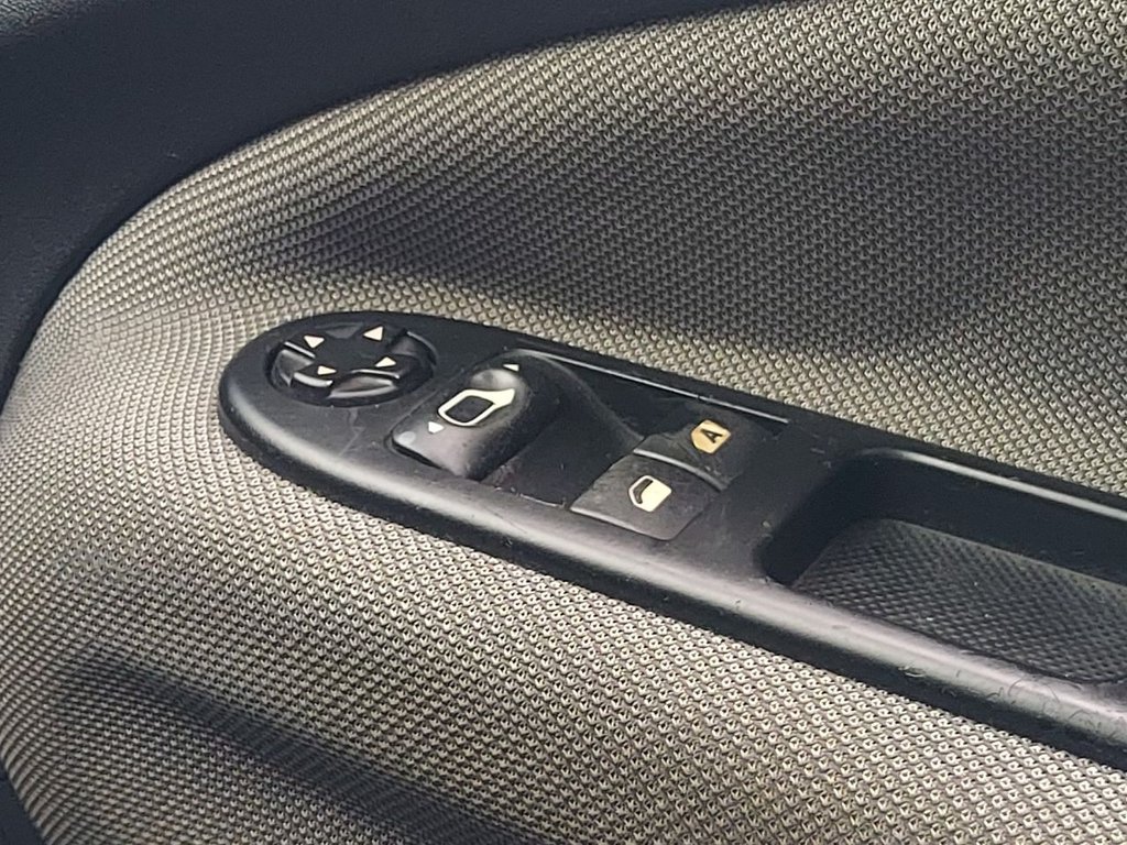 Used Citroen C3 Picasso 2011 for sale - 77250523: Photo 31