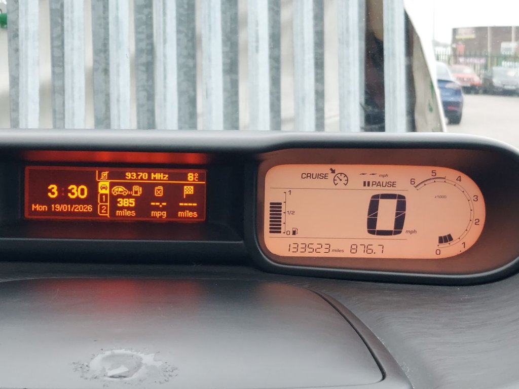 Used Citroen C3 Picasso 2011 for sale - 77250523: Photo 32