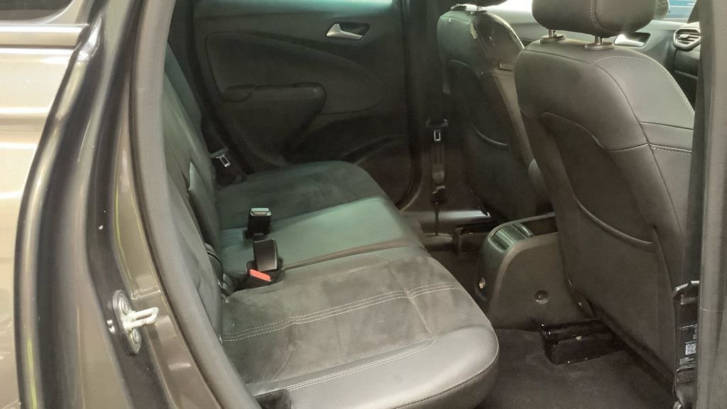 Used Vauxhall Crossland 2022 for sale - 76739873: Photo 18