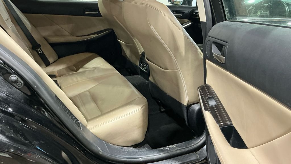Used Lexus IS 2017 for sale - 76740516: Photo 14