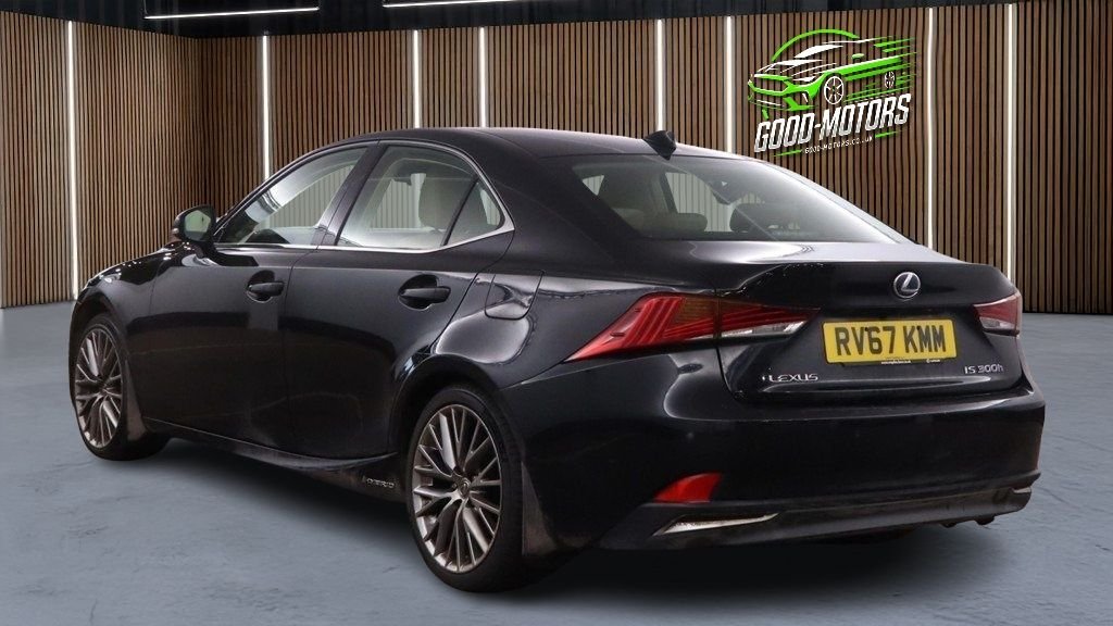 Used Lexus IS 2017 for sale - 76740516: Photo 3