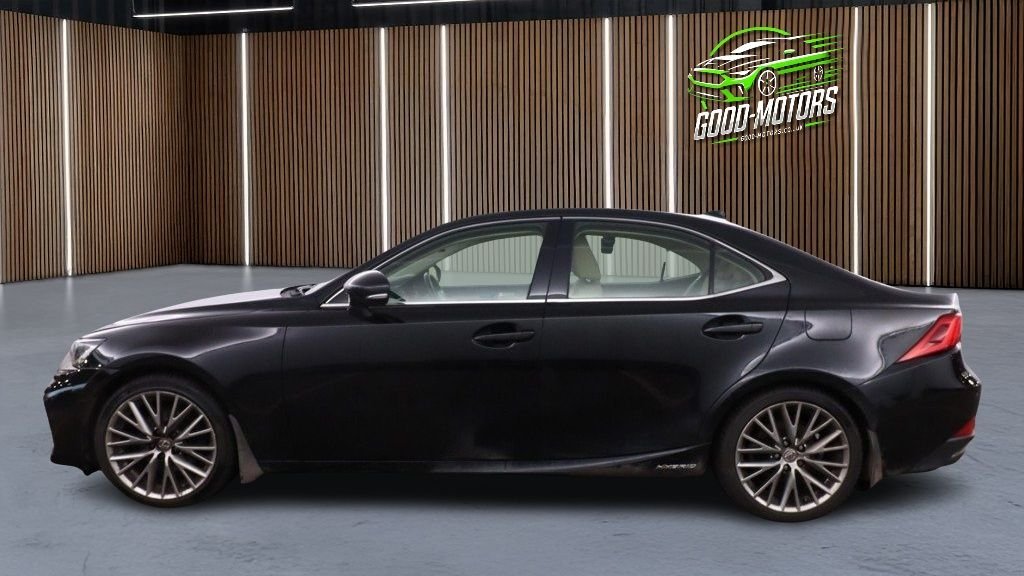 Used Lexus IS 2017 for sale - 76740516: Photo 5