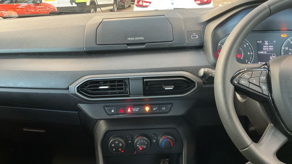 Used Dacia Sandero 2023 for sale - 77734537: Photo 10