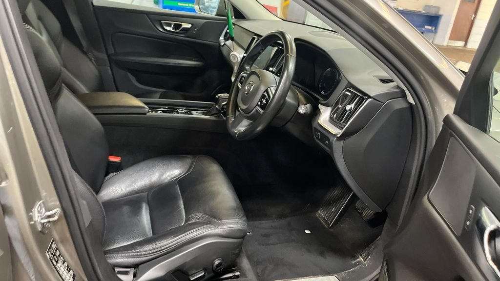 Used Volvo V60 2019 for sale - 78200666: Photo 11