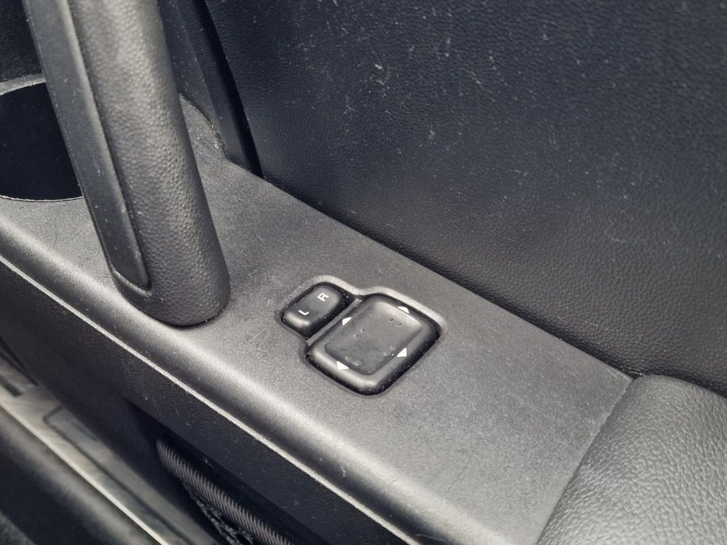 Used Mazda MX-5 2012 for sale - 77056341: Photo 41