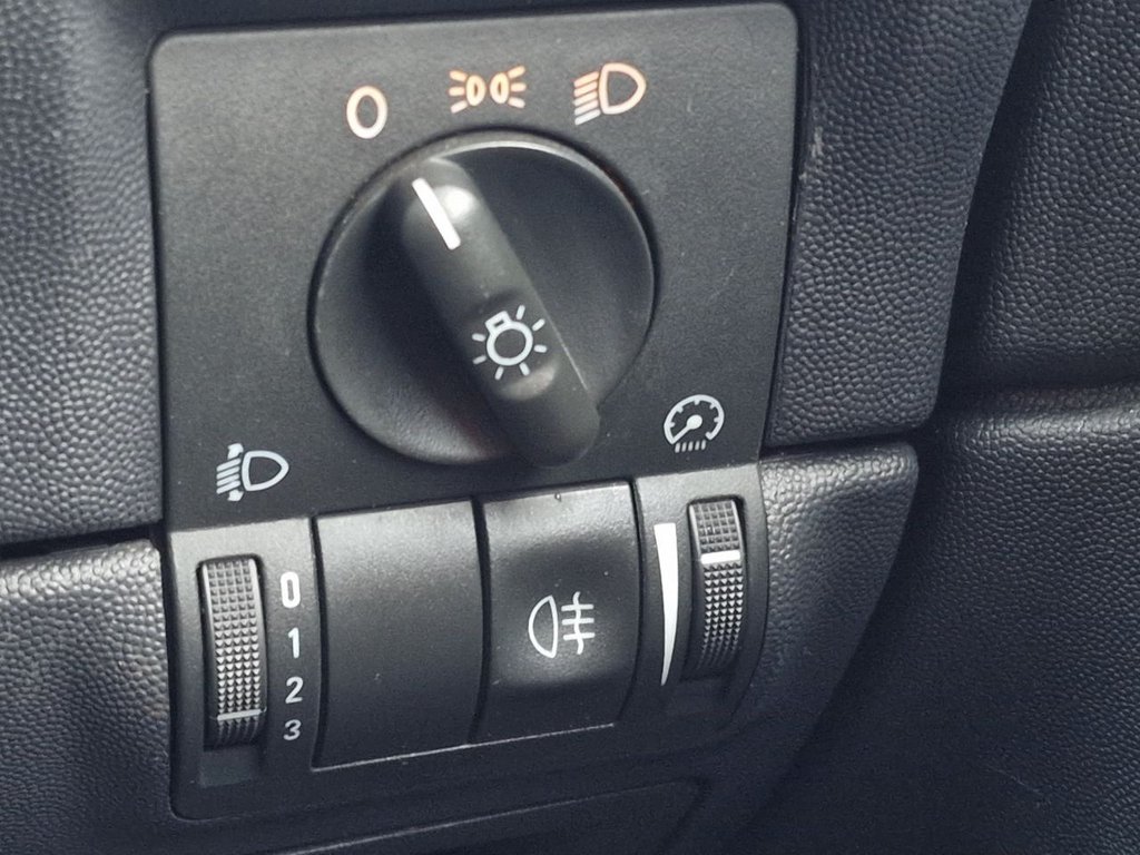 Used Vauxhall Combo 2010 for sale - 76941614: Photo 25