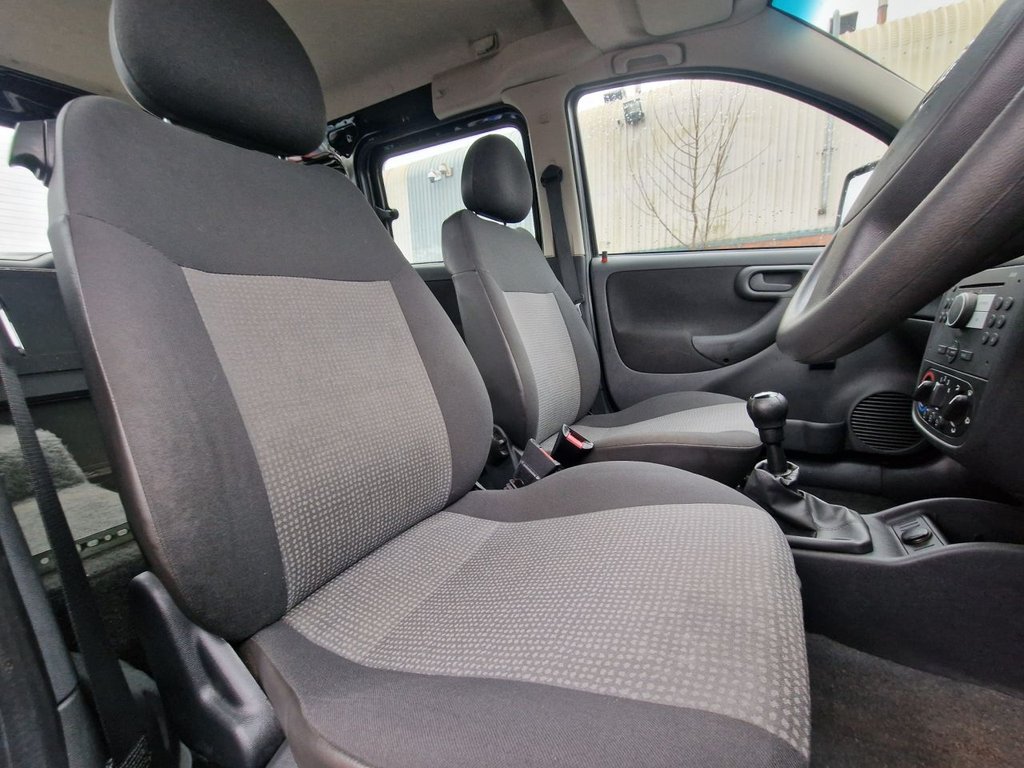 Used Vauxhall Combo 2010 for sale - 76941614: Photo 31