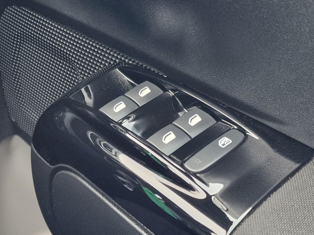 Used Citroen C3 2023 for sale - 77048845: Photo 42