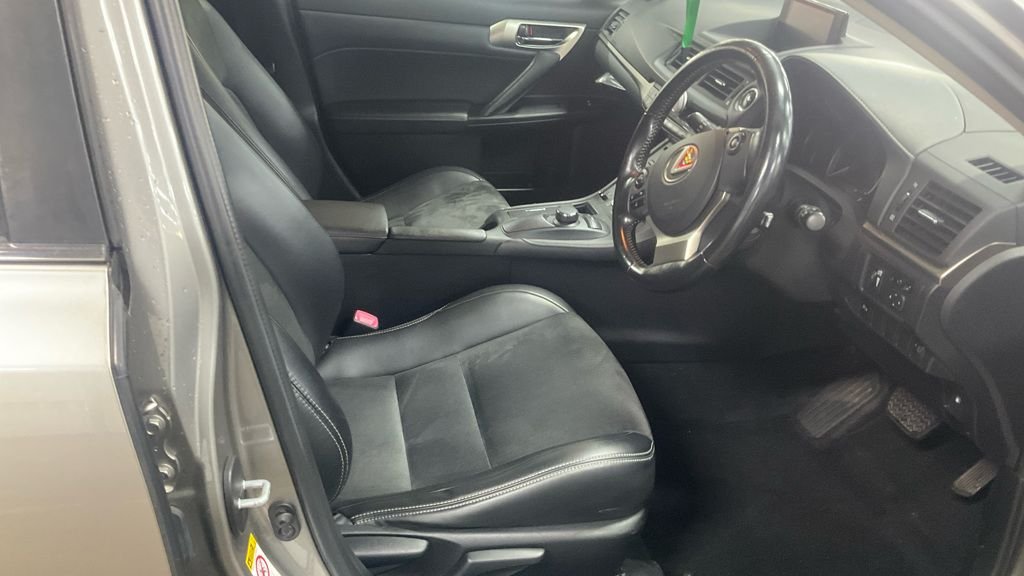 Used Lexus CT 2015 for sale - 78096841: Photo 14