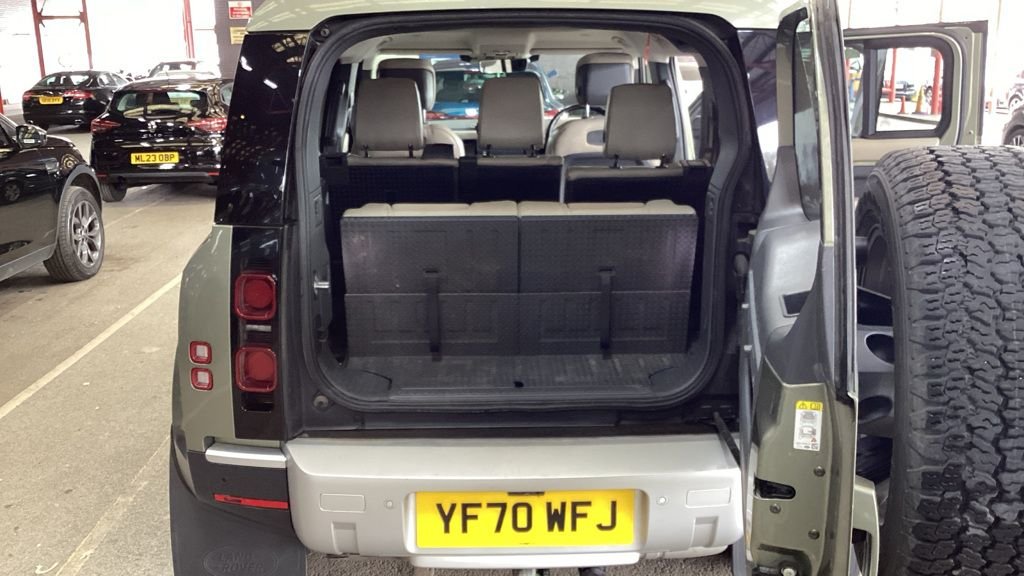 Used Land Rover Defender 2020 for sale - 78219338: Photo 13