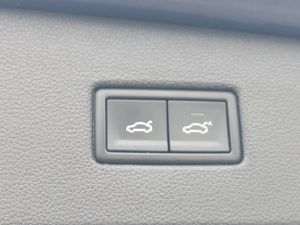 Used Volkswagen Tiguan 2018 for sale - 77171994: Photo 31