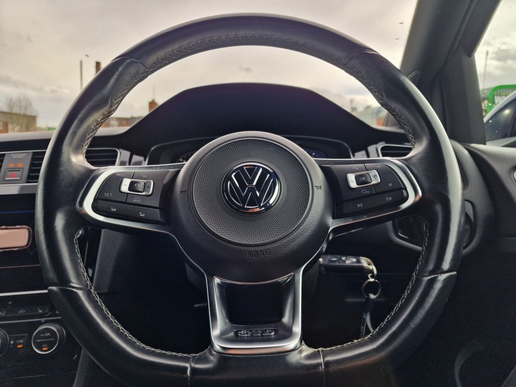 Used Volkswagen Golf 2018 for sale - 78219331: Photo 24