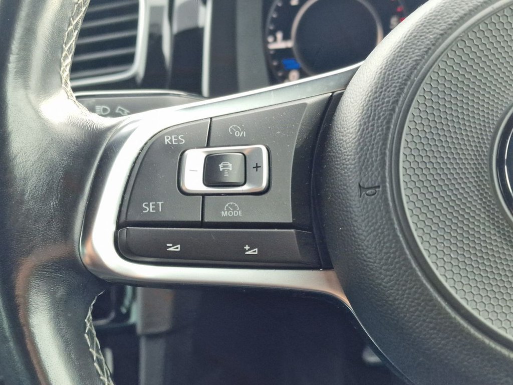 Used Volkswagen Golf 2018 for sale - 78219331: Photo 28