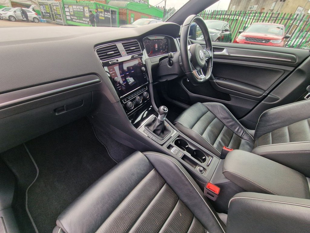 Used Volkswagen Golf 2018 for sale - 78219331: Photo 41