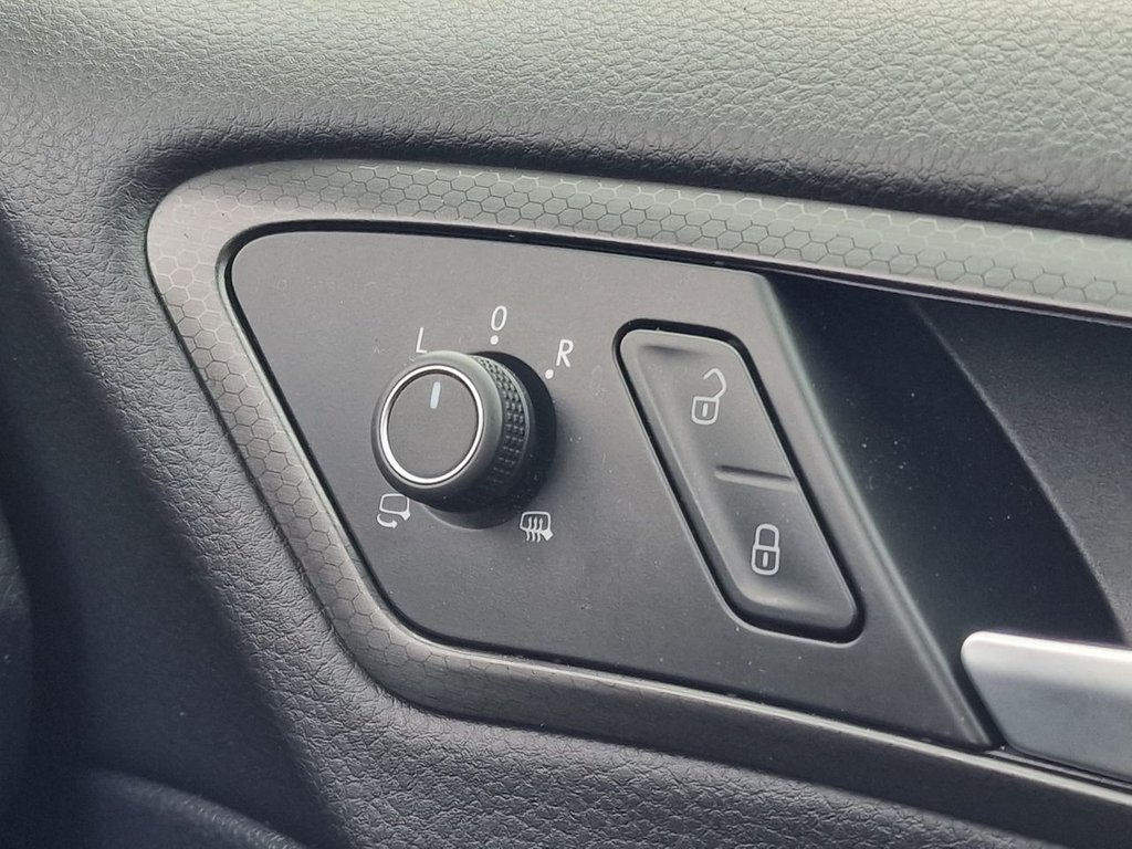 Used Volkswagen Golf 2018 for sale - 78219331: Photo 44