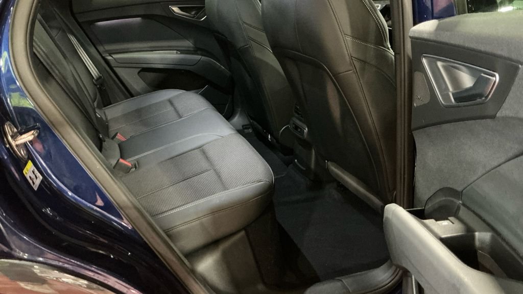 Used Audi Q4 e-tron 2023 for sale - 77547193: Photo 11