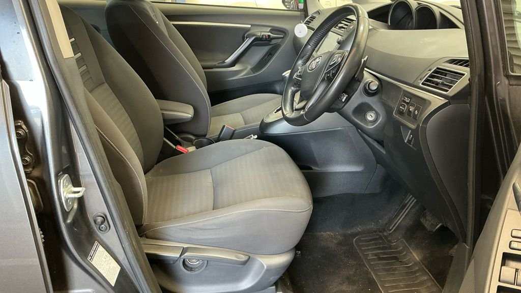 Used Toyota Verso 2016 for sale - 77806805: Photo 14