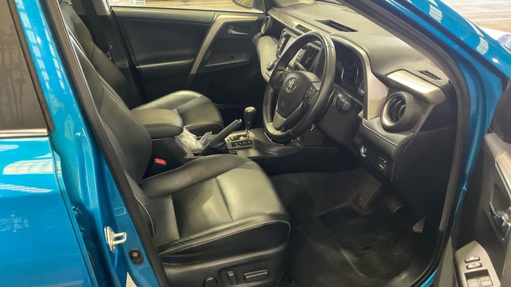 Used Toyota RAV4 2015 for sale - 78134597: Photo 15