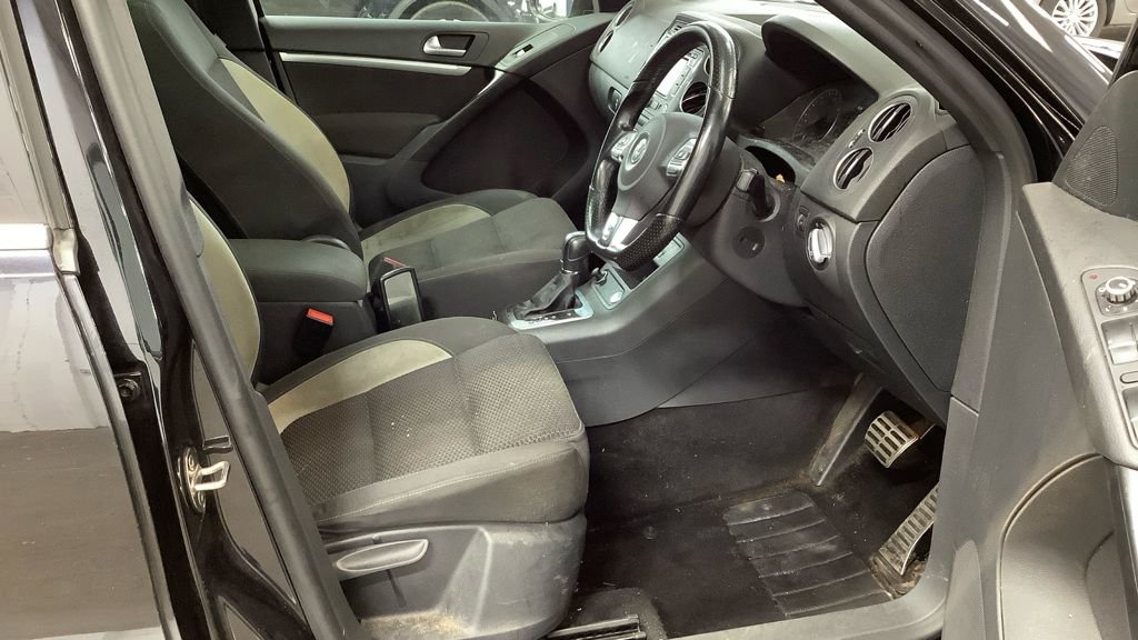 Used Volkswagen Tiguan 2015 for sale - 77080428: Photo 2